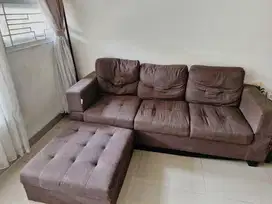 Dijual sofa & Meja (satu set)