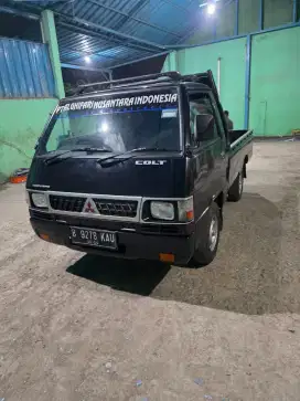 Mitsubishi L300