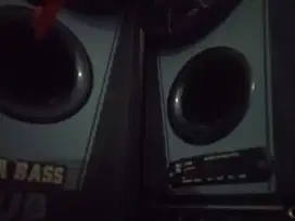Speaker bluetooth bekas