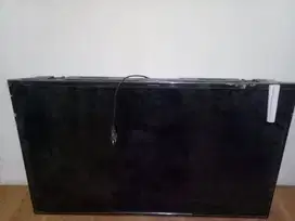 TV LED PANASONIC [BEKAS]
