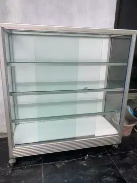 Etalase 4 susun 1 meter