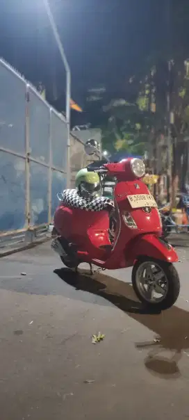 Vespa lx150ie 2011