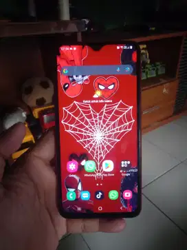 Samsung A10 mumer lumayan mulus
