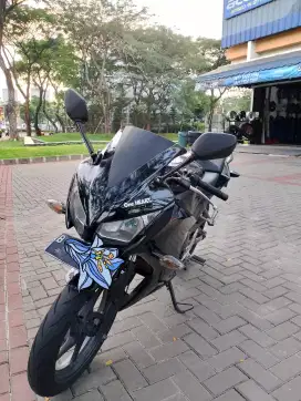 Honda CBR150R 2015