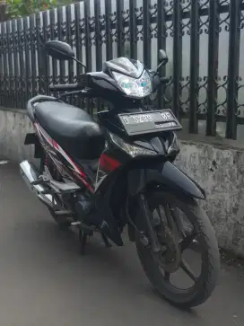 Supra 125 injeksi tahun 2015