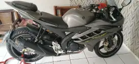 Yamaha r15 v2 2016