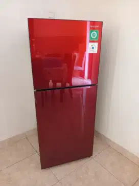 Lemari es sharp 2 pintu