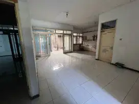 Rumah Baru Renovasi Sangat Cantik dekat Tol di Kopo Permai Bandung