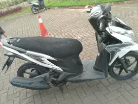 Dijual motor Honda Vario 2013
