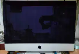 IMAC dengan layar backlit LED 21,5 inci