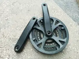 CRANK SASUNTOUR