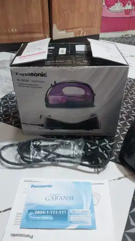 Setrika Uap merk panasonic
