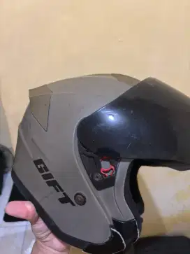 Helm gift sargon