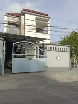 RUMAH MEGAH LINGKUNGAN ELITE JLN GN CATUR GATSU BARAT DENPASAR