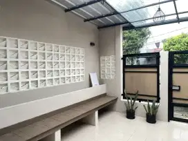 Disewakan rumah cantik baru renov di Nusaloka BSD Furnish