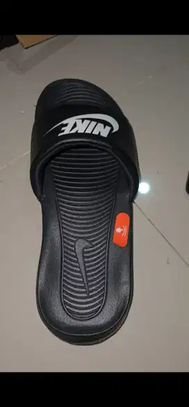 Sendal nike size 42 ori