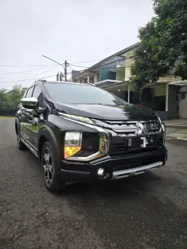 21 RB KM XPANDER CROSS AT 2020 SEPERTI BARU