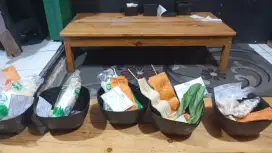 MEJA LESEHAN JATI BELANDA