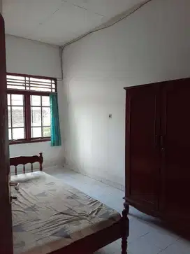 Rumah Siap Huni Area Tegalrejo Cocok Kantor Dan Usaha Dekat Tugu