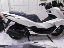 HONDA PCX 160 CBS WHITE