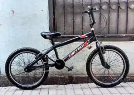 Sepeda BMX United 20 inc, harga pas.. Cipinang