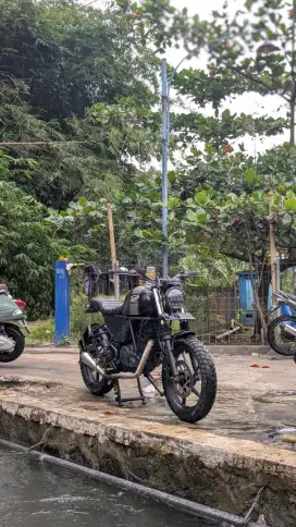 Byson 2012 custom