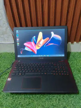ASUS X550IK AMD FX RADEON R7, RAM 16, SSD 512, HDD 1 TB