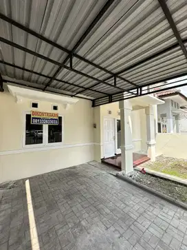 Disewakan rumah strategis di Perumahan Graha Tirta
