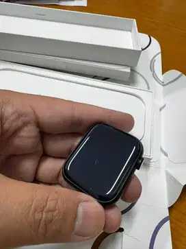 Apple Watch S9 45mm Black - Mint Condition Jual Murah