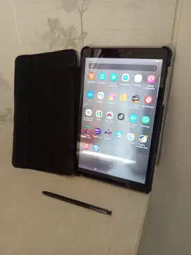 Samsung SM-P205 with stylus pen