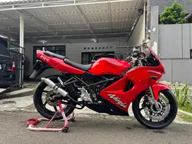 Kawasaki ninja rr old 2011 merah ferarri