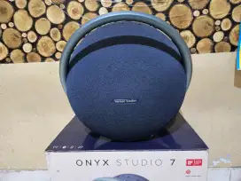 Harman kardon onyx studio 7