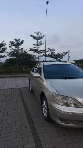 Dijual Camry 2004