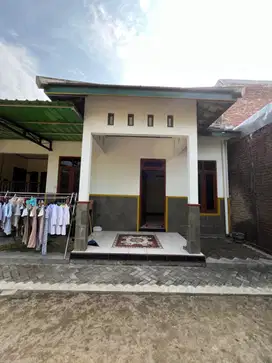 Disewakan Rumah di Singosaren (Dalam Ring Road)