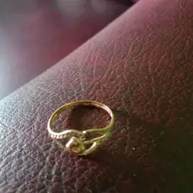 Cincin emas love