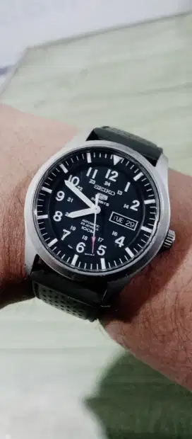 Seiko 5 Military 2 Matic