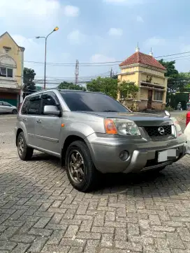 Nissan Xtrail X-Trail T30 2.5 AT 2004