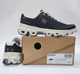 SNEAKER ON CLOUD VENTURE X LOEWE