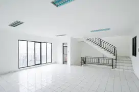 Kantor 3 lantai INFINIA PARK Manggarai Jakarta Selatan