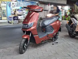 PROMO SEPEDA LISTRIK VARILUX SR DISKON LANGSUNG 1 JUTA FREE ONGKIR