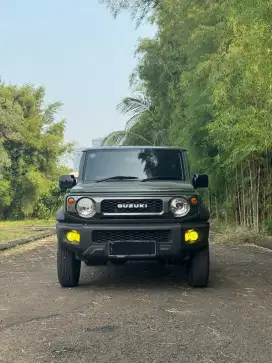 Suzuki JIMNY 3 DOOR A/T 2022
Jungle Green