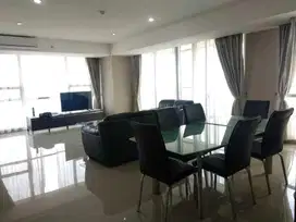 Disewakan Apartemen Kemang Village Residence Tipe 3 Kamar Private Lift