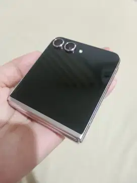 SAMSUNG Z FLIP 5 MURAH BODY MULUS (8/256)
