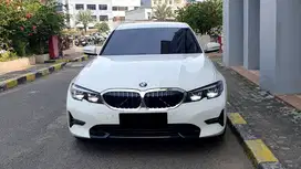 BMW 320i 320 i G20 Sedan AT White on Black 2022 Like New Low Km Record