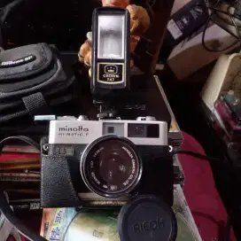 Kamera analog djadoel  buat pajangan