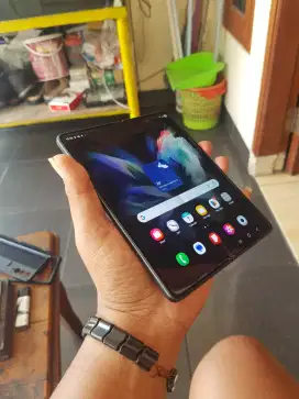 Samsung z fold 3 5g