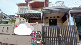DIJUAL RUMAH TENGAH KOTA BERNUANSA MINIMALIS