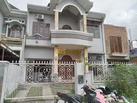 DIJUAL MURAH!! Rumah 2 Tingkat di Komplek Bumi Asri Jalan Asrama