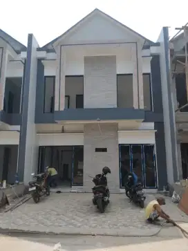Mumpung Murah Rumah Mewah 2lantai Lokasi Premium Nyaman & Bebas Banjir