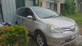 Nissan Grand Livina 1.8 Ultimate Manual